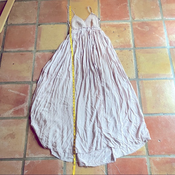 Dress - Picture 7 of 8